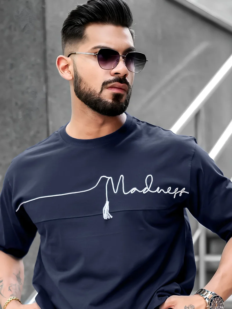 مانياك تيشيرت قطن رجالي مطبوع بياقة دائرية وأكمام 3/4 لون كحلي